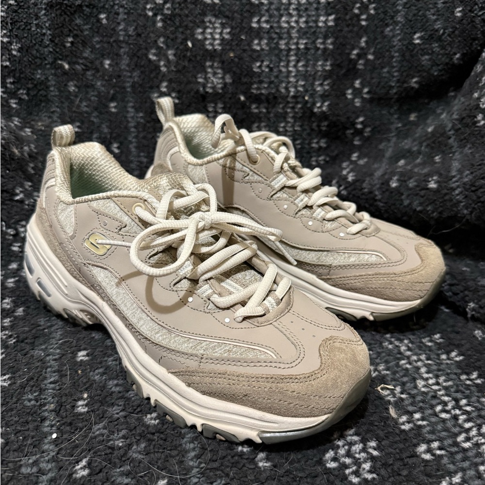 Skechers Beige Women's Sneakers